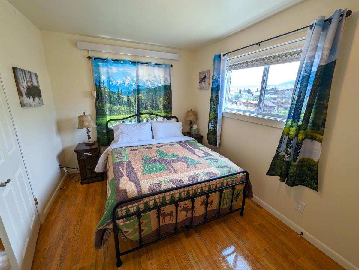 Yellowstone Treasure Guesthouses On The River Gardiner Eksteriør billede