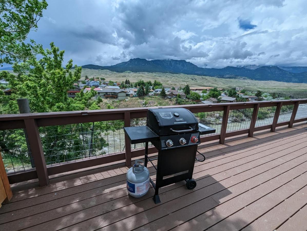 Yellowstone Treasure Guesthouses On The River Gardiner Eksteriør billede